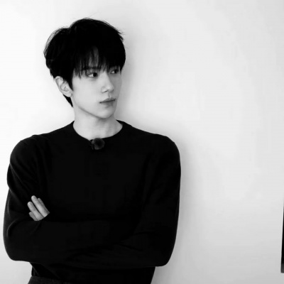 头像男ins高级质感孤独感