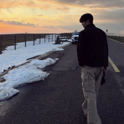 头像男ins高级质感