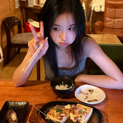 小众真人微信女头