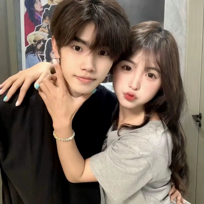 双人可爱小众情侣头像