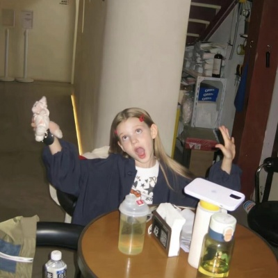 爆款搞怪欧美可爱女生头像