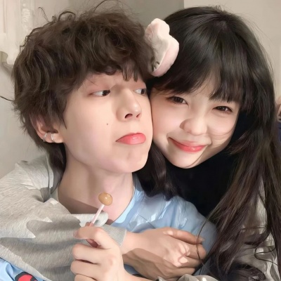 氛围感拉满的情侣头像