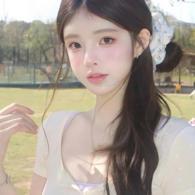 淡颜氛围ins风头像女