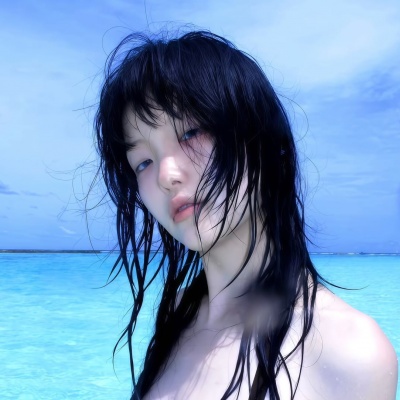 氛围感海边女头