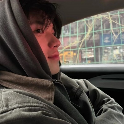 帅气氛围气质男生头像