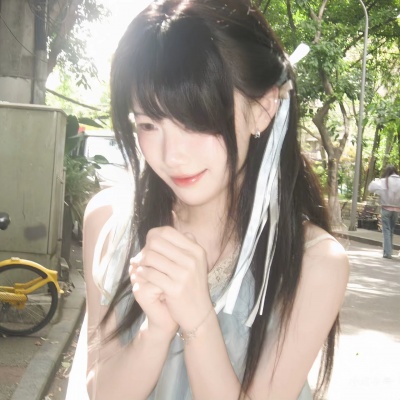 高颜值闺蜜头像单人版