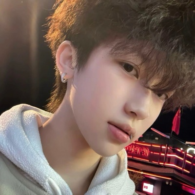 2026热门青春小众男生头像