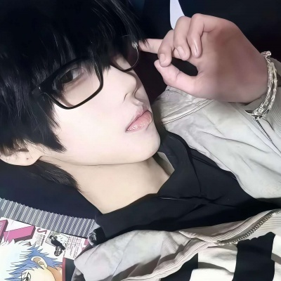 2026年ins热门男生头像