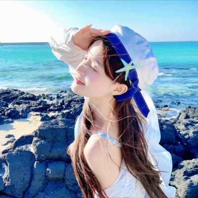 自带生命力的女生头像