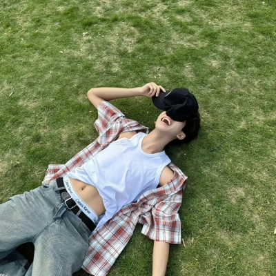 热门ins男头像真人