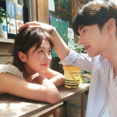 一左一右超甜氛围情头