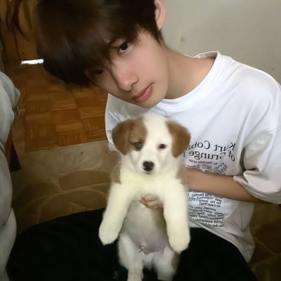 小众风帅气男生头像