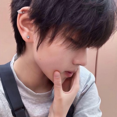 私藏小众不撞款男生头像