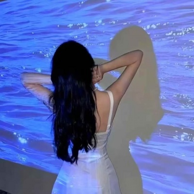 超美蓝色系女生头像