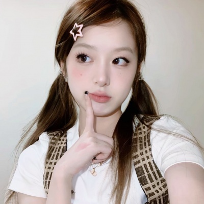 ins风白开水女头像