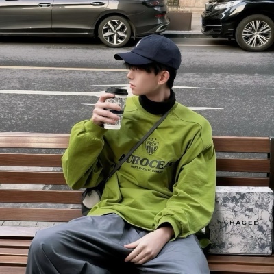 2026好看的男生照片头像