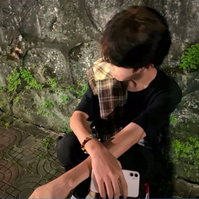 2026新款ins风男生头像