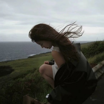 小众唯美气质氛围女生头像