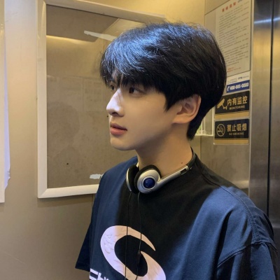 2026小众帅气个性男生头像