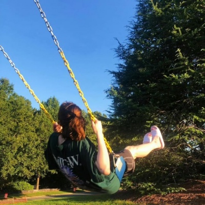 ins女生头像背影不露脸