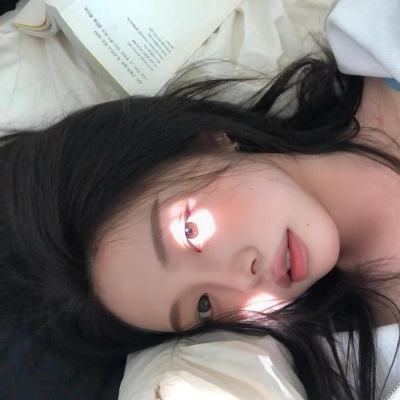 超耐看唯美气质小众女生头像