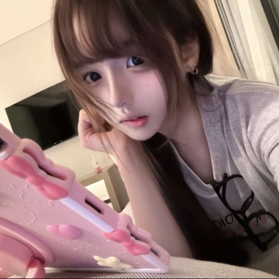 小众氛围感真人女头