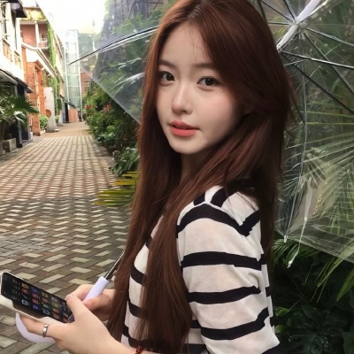 2026年必存真人女头