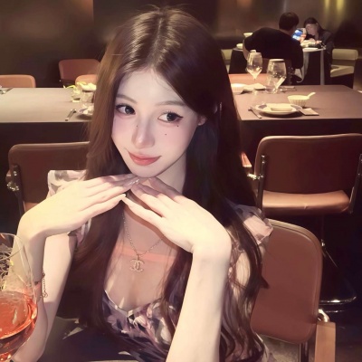 超火无滤镜女头