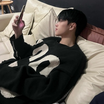 2026好看的男生照片头像