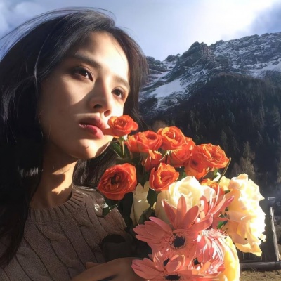 2026年超火氛围感真人女生头像