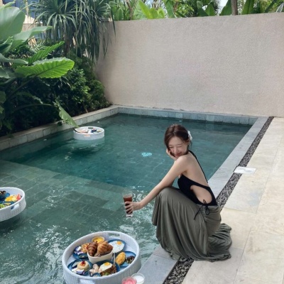 小众唯美风景女生头像
