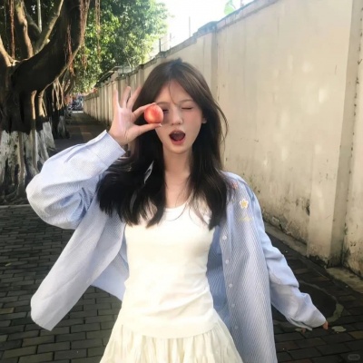 自由风风景女头