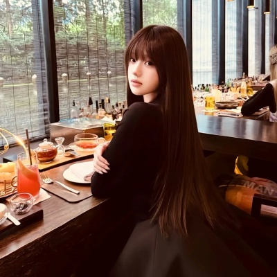 低调款不明显一男一女单人情头