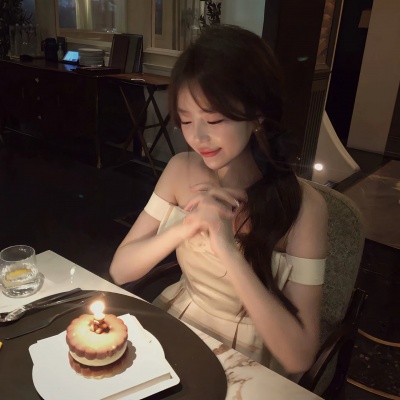 高颜值闺蜜头像单人版