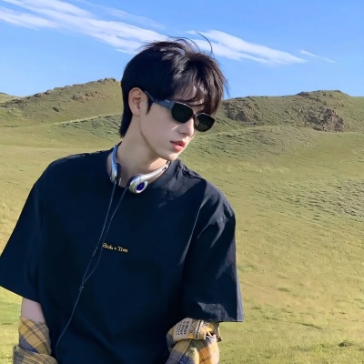 宝藏ins真人男头