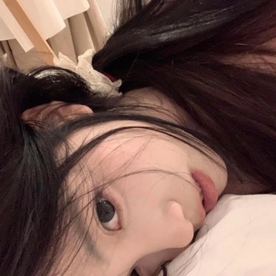 阳光明媚氛围感女生头像