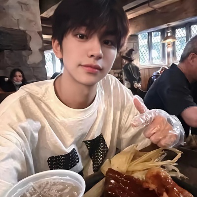 青春帅气男生头像