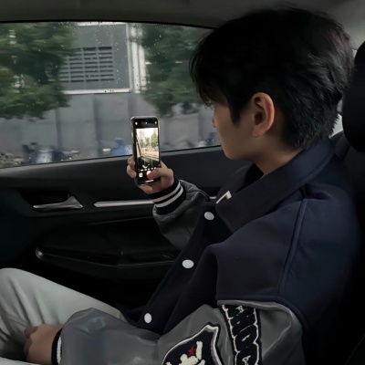 精选小众帅气氛围男生头像