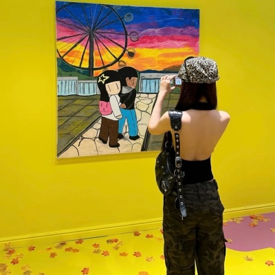 看展必备小众时尚女头