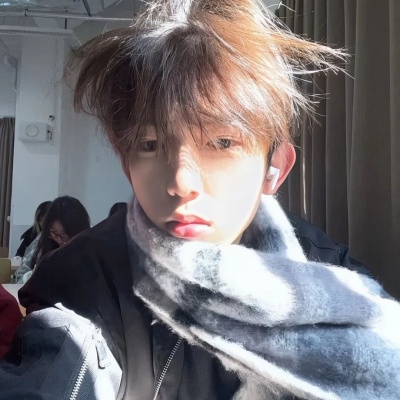 高质量ins高冷帅气男生头像