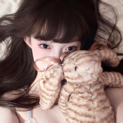 白开水女生头像