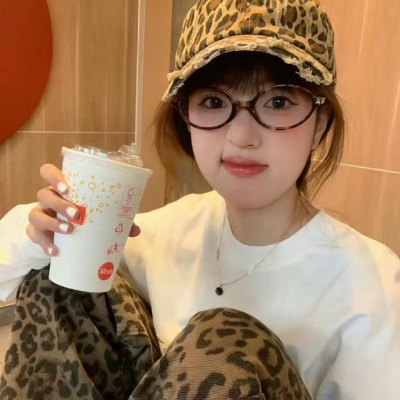 2026真人网图头像女