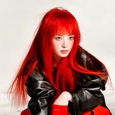 冷艳感拉满的红色系女生头像