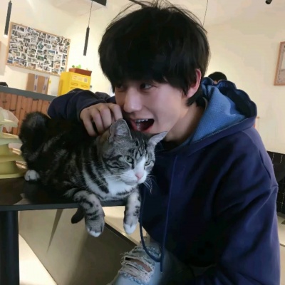 ins风帅气男生头像