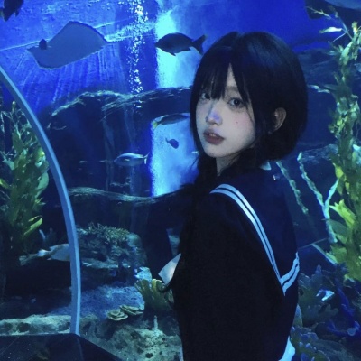 温柔系蓝色系女生头像