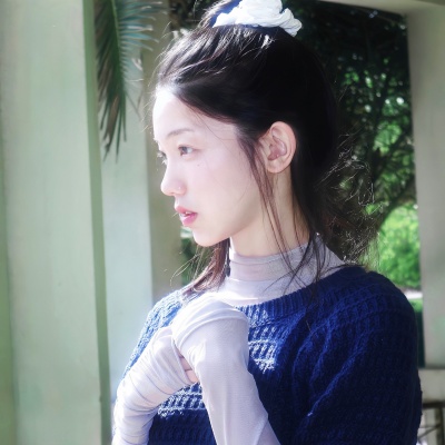 学生党女生真人头像