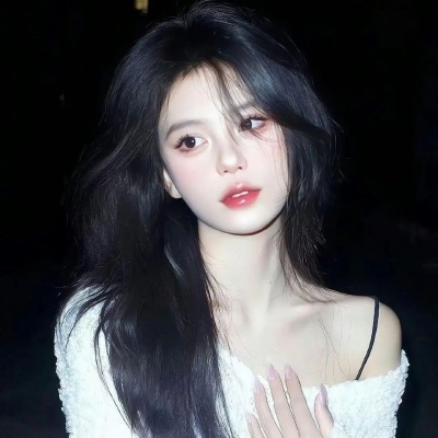 女生高级感十足小众耐看头像