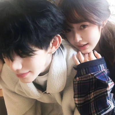 氛围感拉满的情侣头像