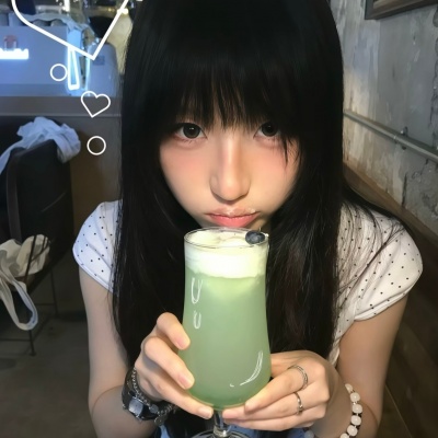 纯欲可爱气质女生头像