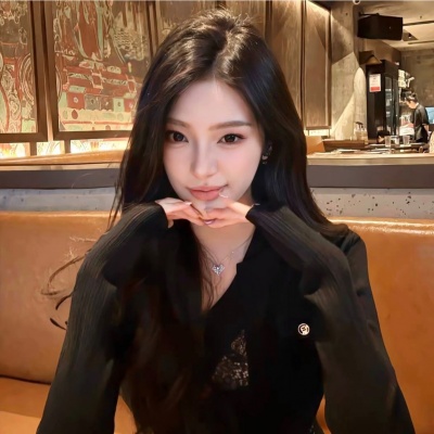 小众轻奢千金风女生头像